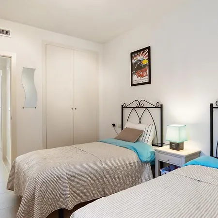 Cb Living - With Roof Terrace Aguamarina Appartement